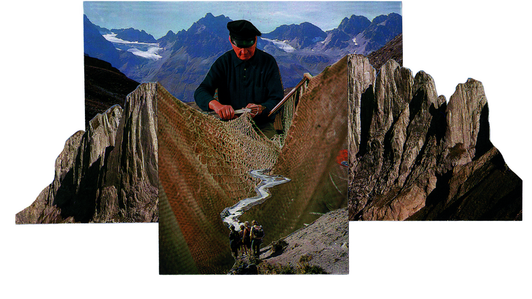 Ein collagiertes Bild aus mehreren Fotografien zeigt einen Mann in einer steinigen Berglandschaft, der ein Netz webt, in dessen Mitte ein Fluss verläuft.