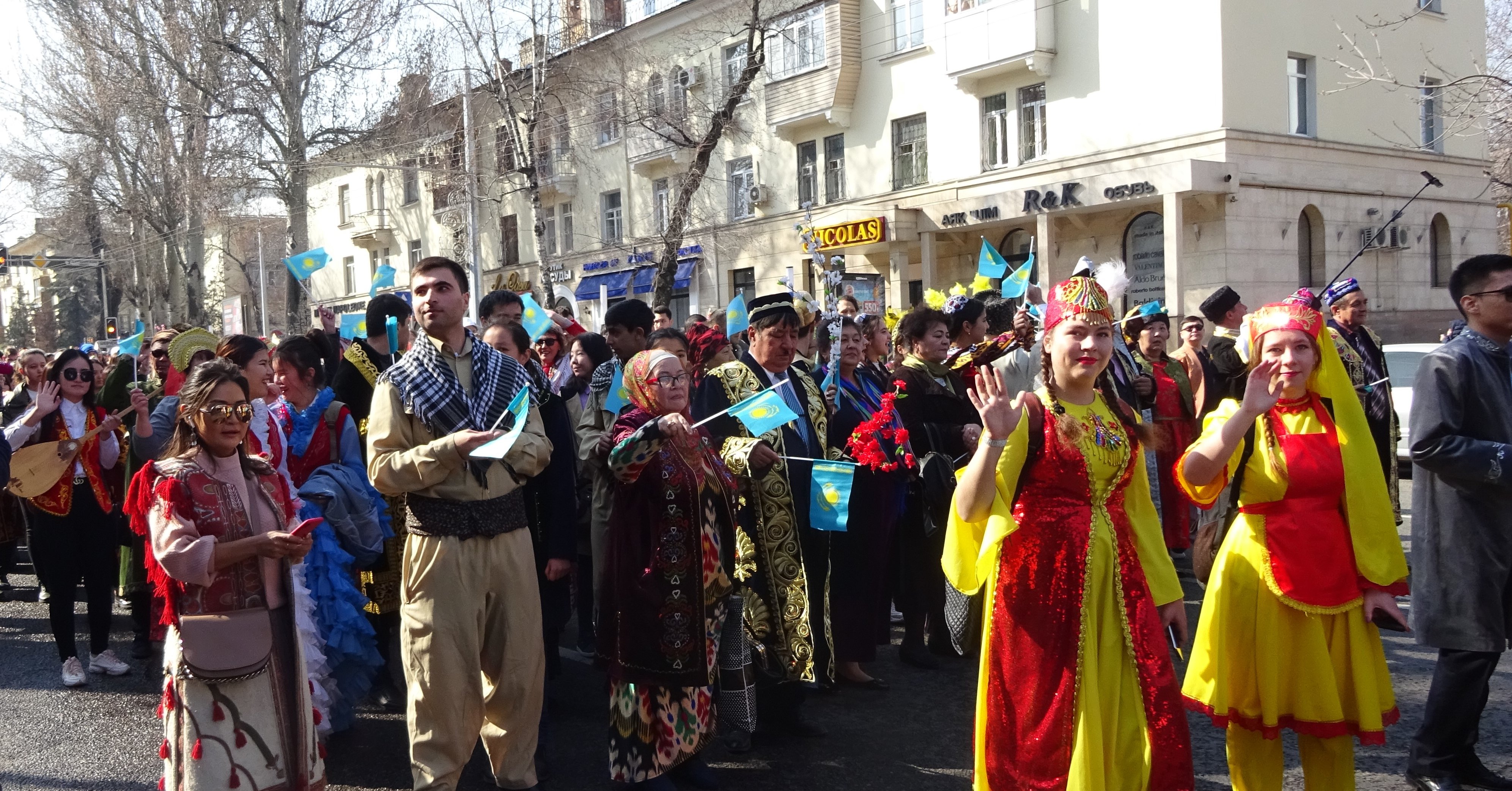 Kazakh and/or Kazakhstani? The National Identity of the Republic of